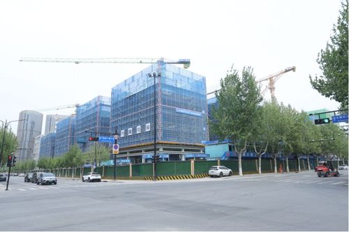 济南高新区规范标准化围挡施工,助力品质城区建设
