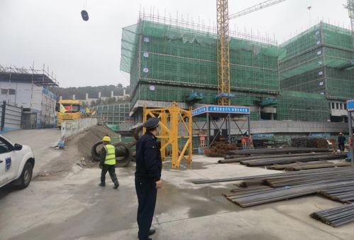 强化工地扬尘治理,守护蓝天白云